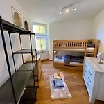 3-bedroom Centrally Located In דירה הרנה