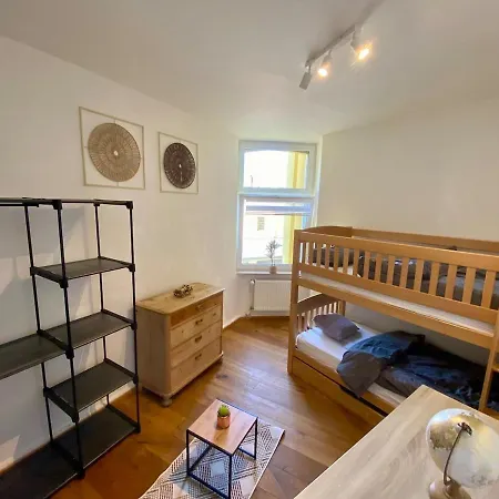 3-bedroom Centrally Located In 아파트 *