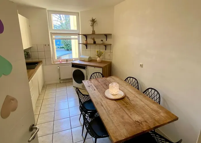 Appartamento 3-bedroom Centrally Located In Herne