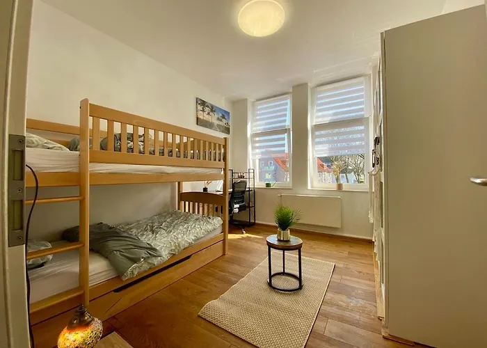 3-bedroom Centrally Located In Appartamento *